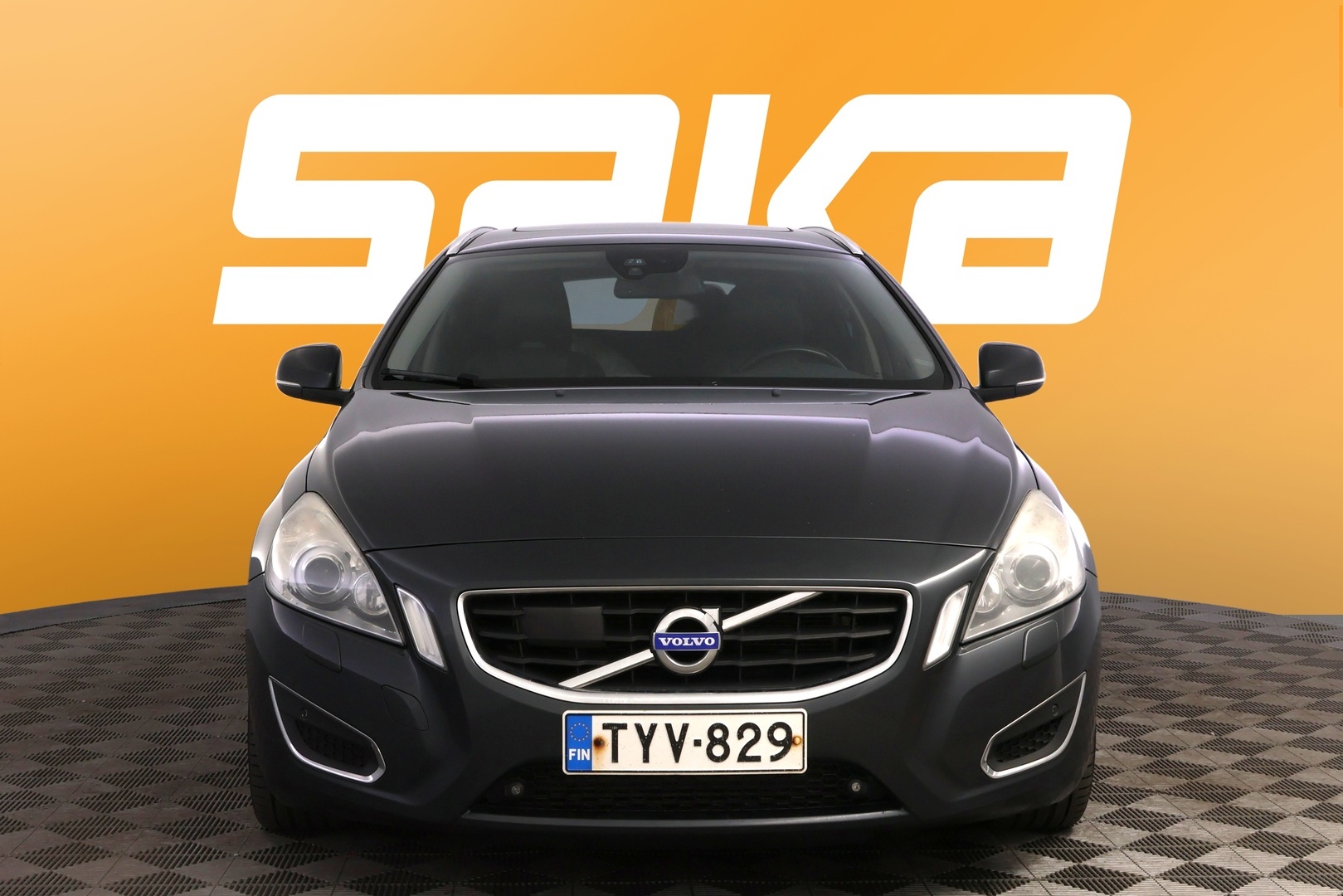 VOLVO V60 2011