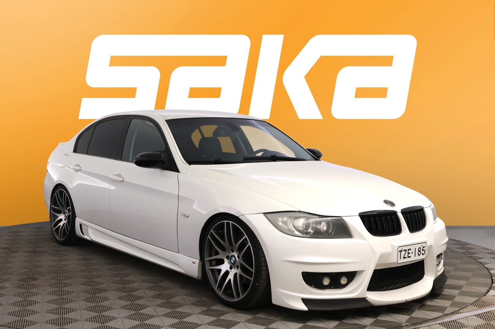 BMW 330 2007