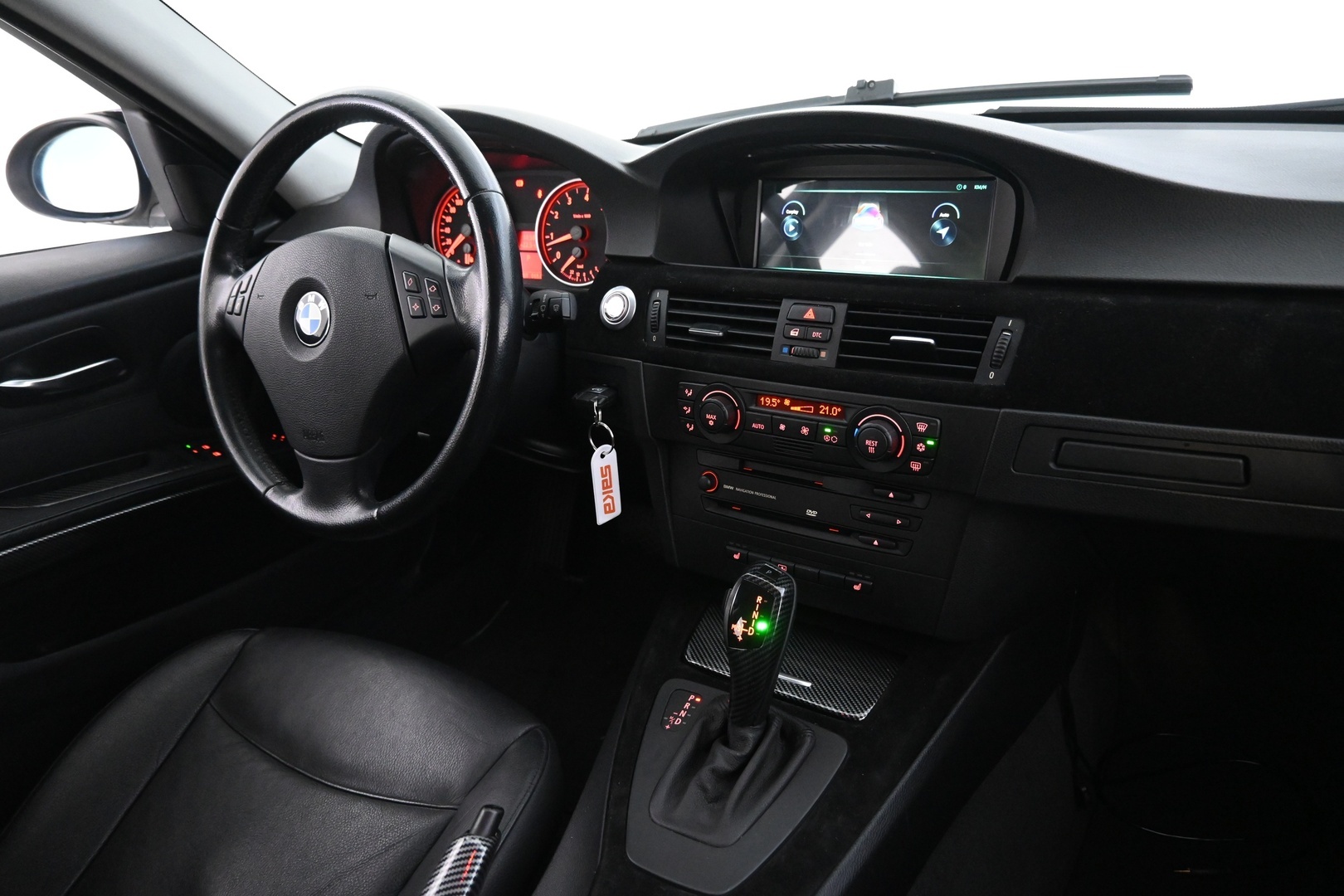 BMW 330 2007