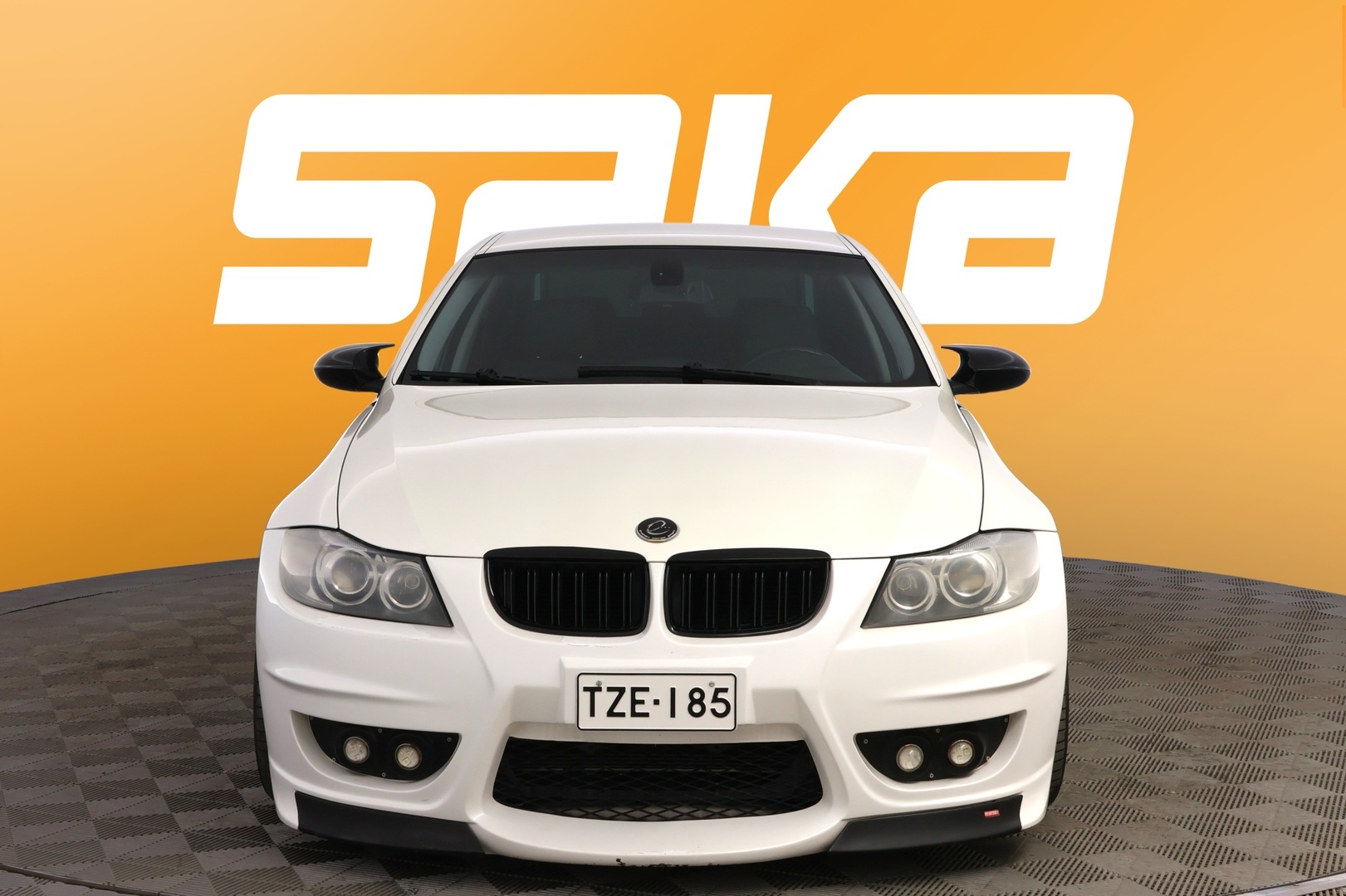 BMW 330 2007