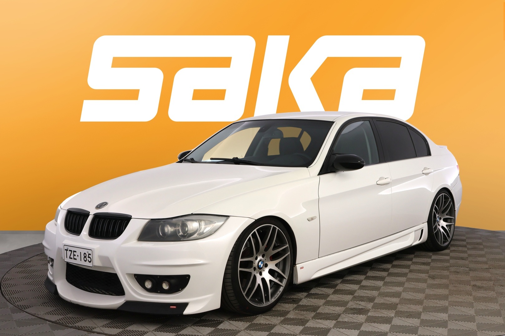 BMW 330 2007
