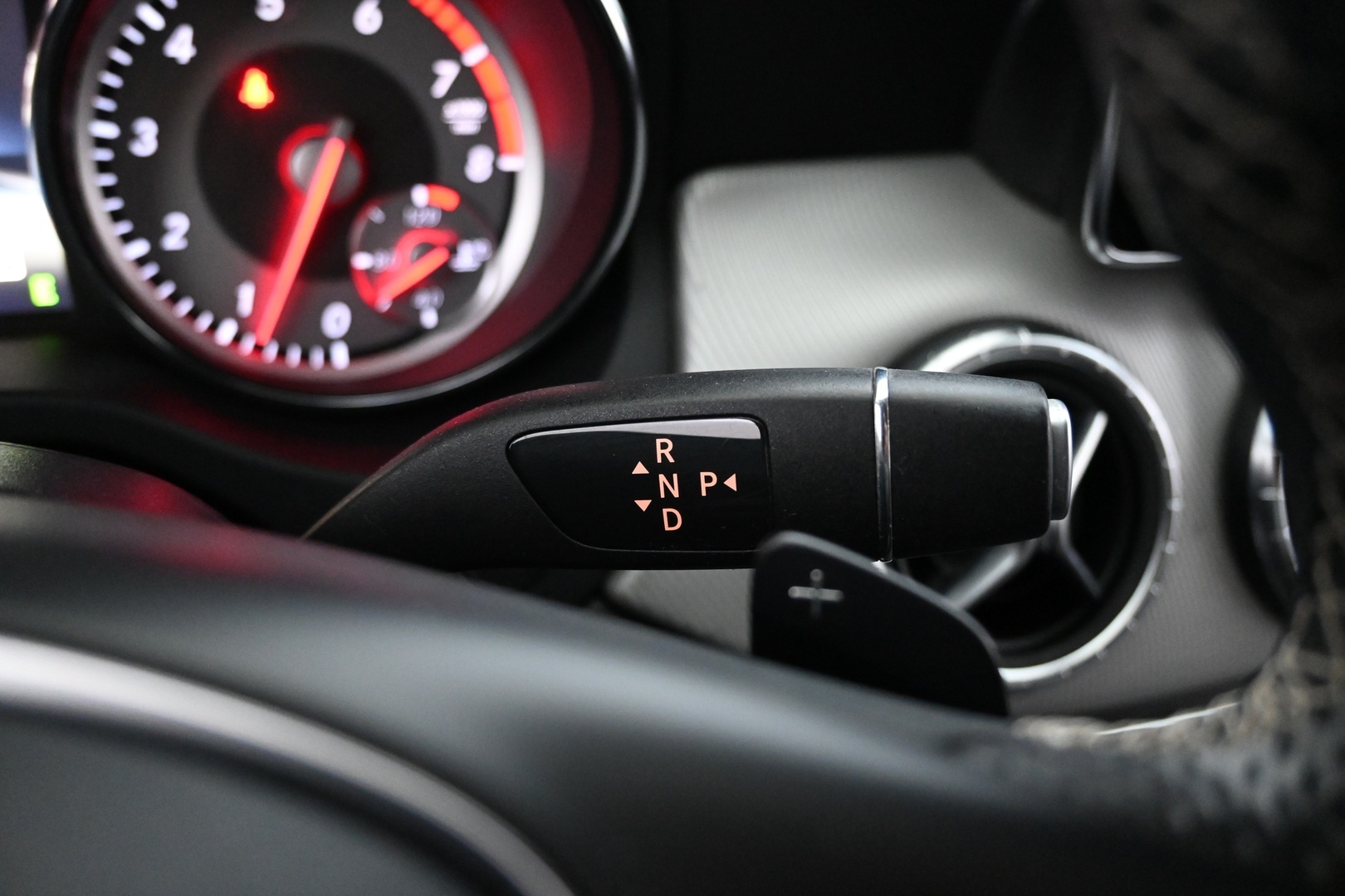 MERCEDES-BENZ CLA 2015