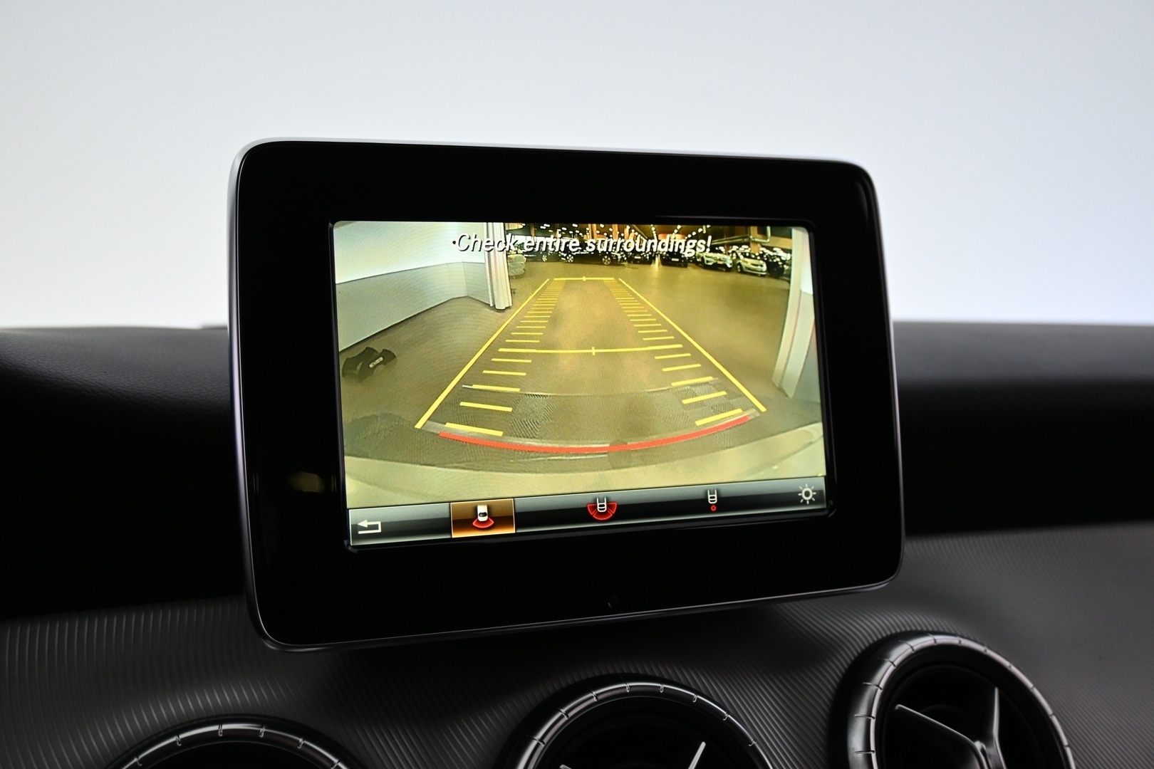 MERCEDES-BENZ CLA 2015