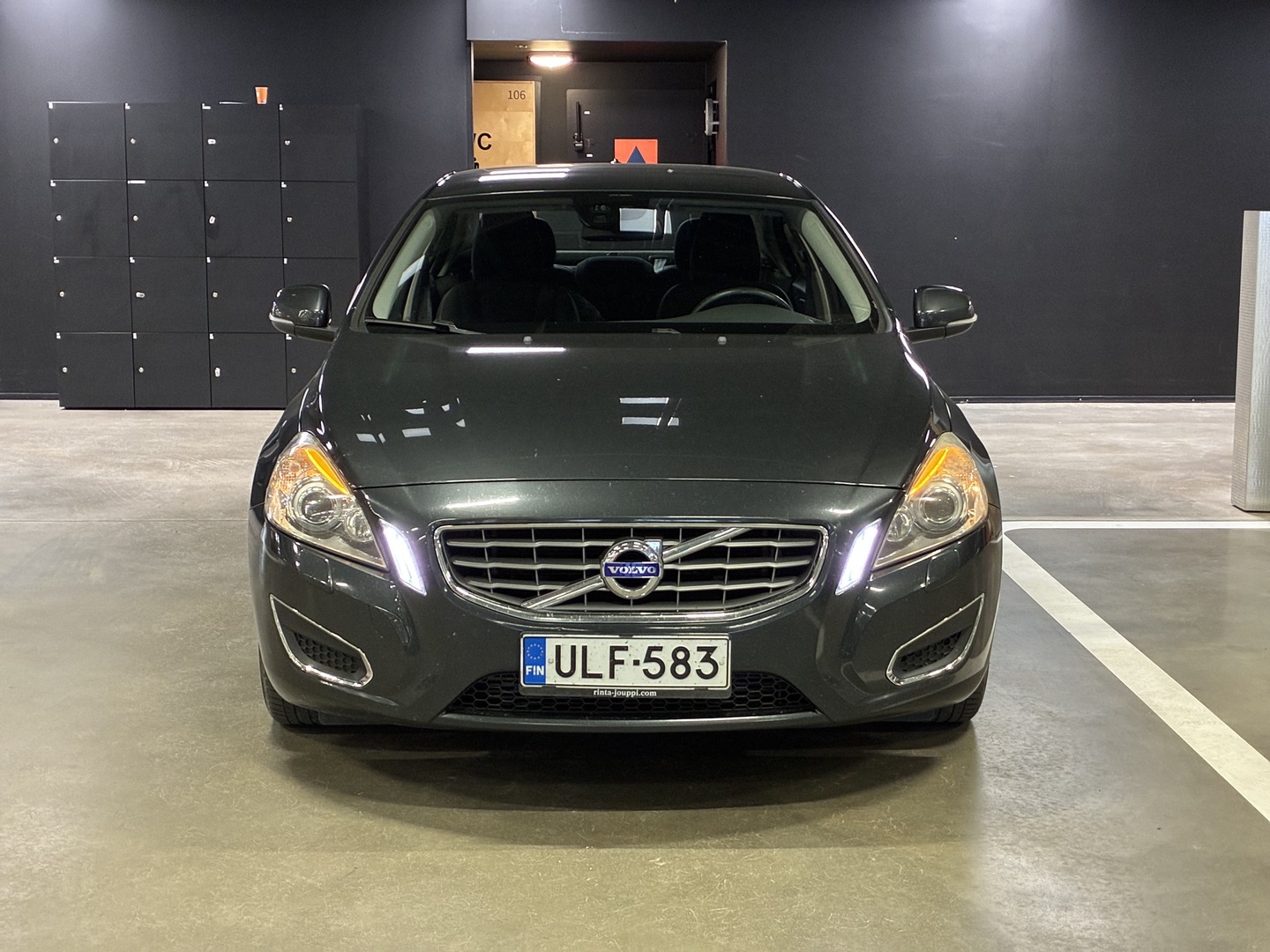 VOLVO S60 2011