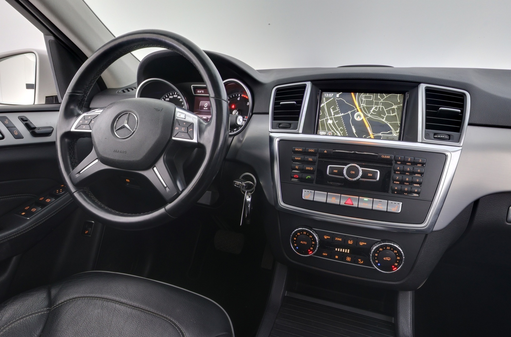 MERCEDES-BENZ ML 2013