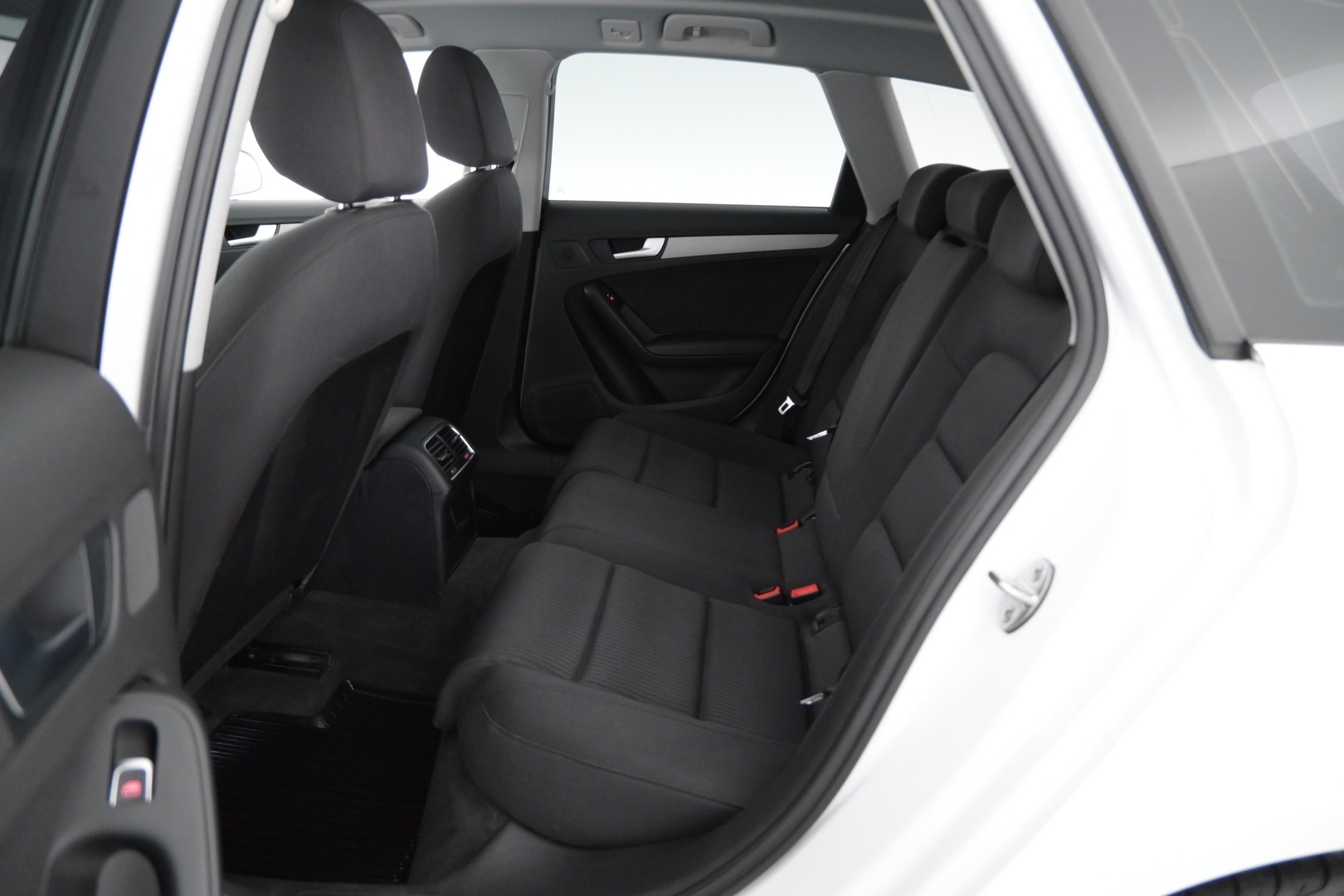 AUDI A4 2015