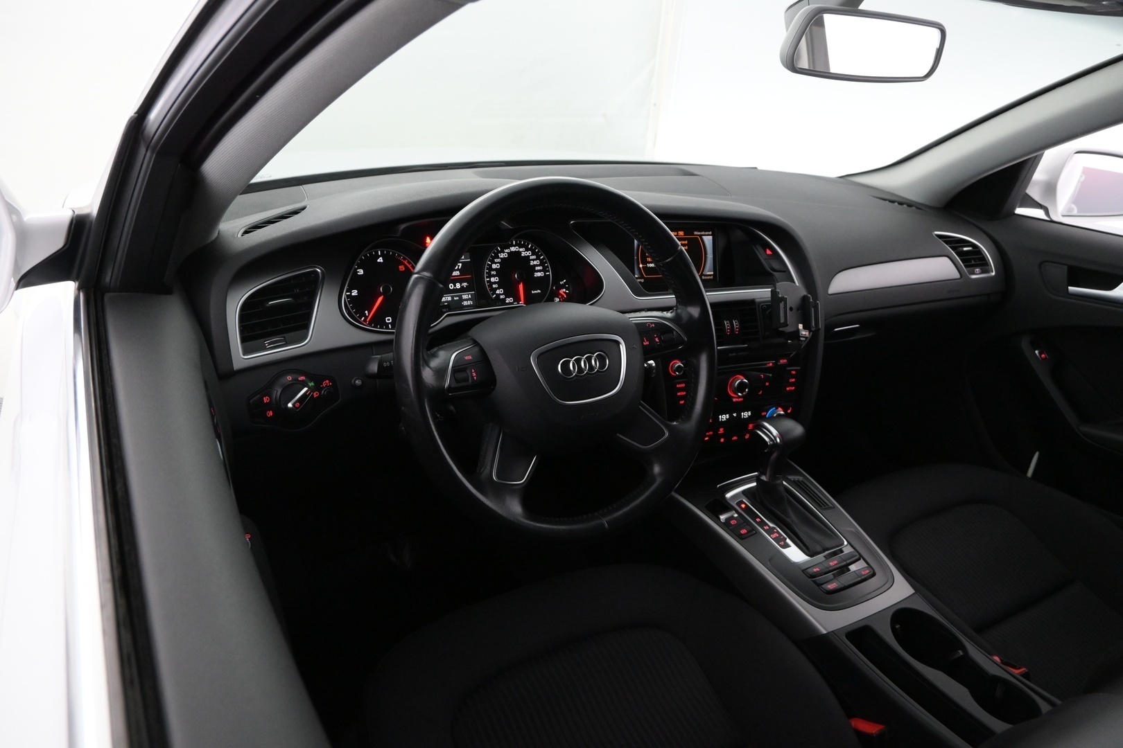 AUDI A4 2015