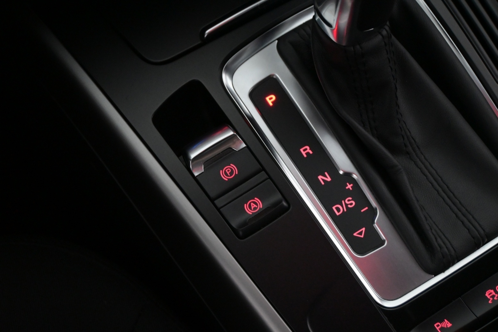 AUDI A4 2015