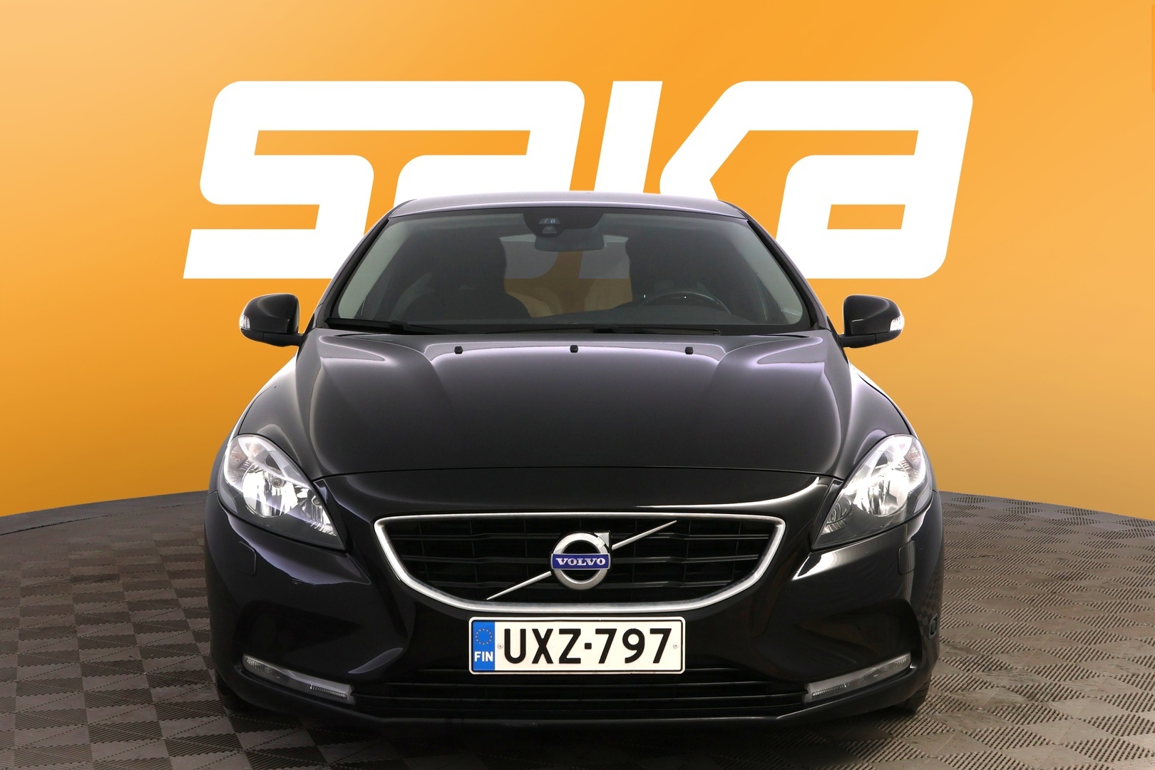 VOLVO V40 2014
