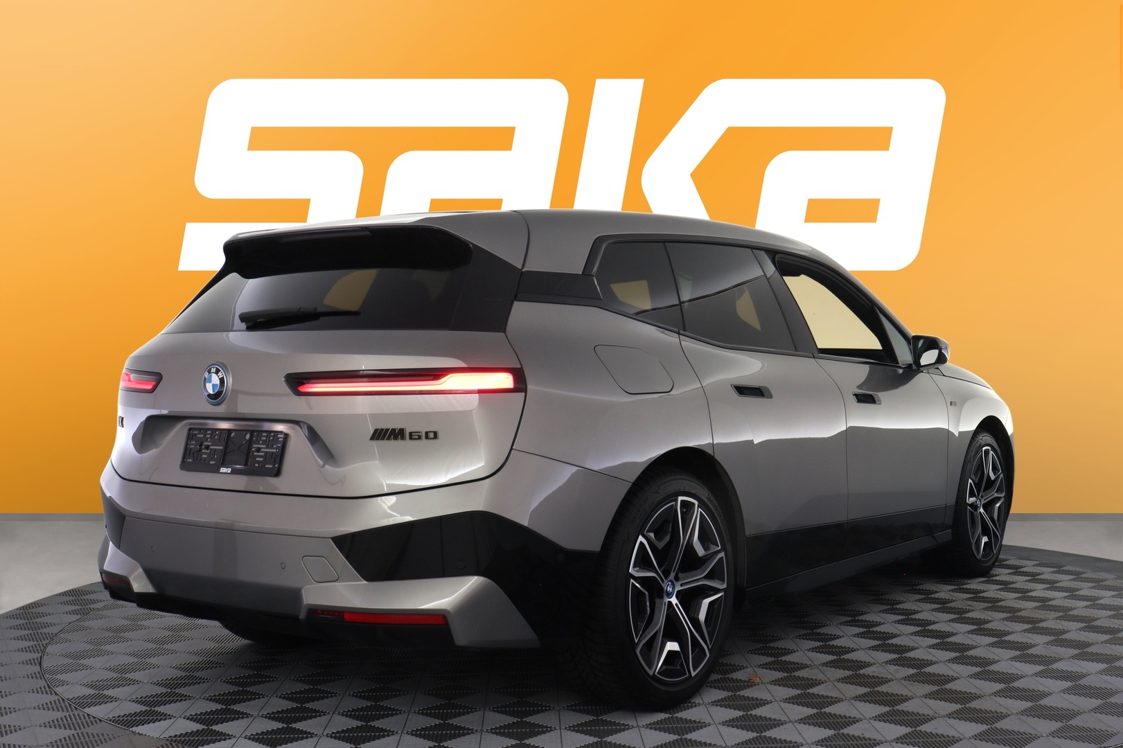 BMW IX M60 2023