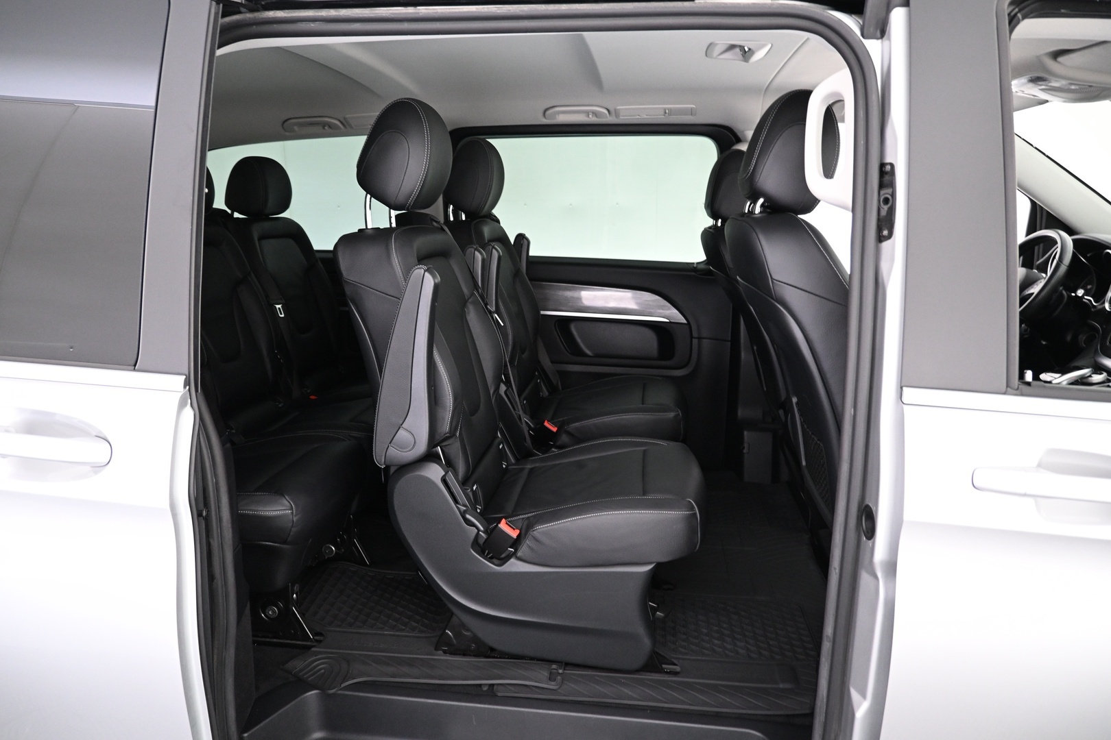 MERCEDES-BENZ V 2019