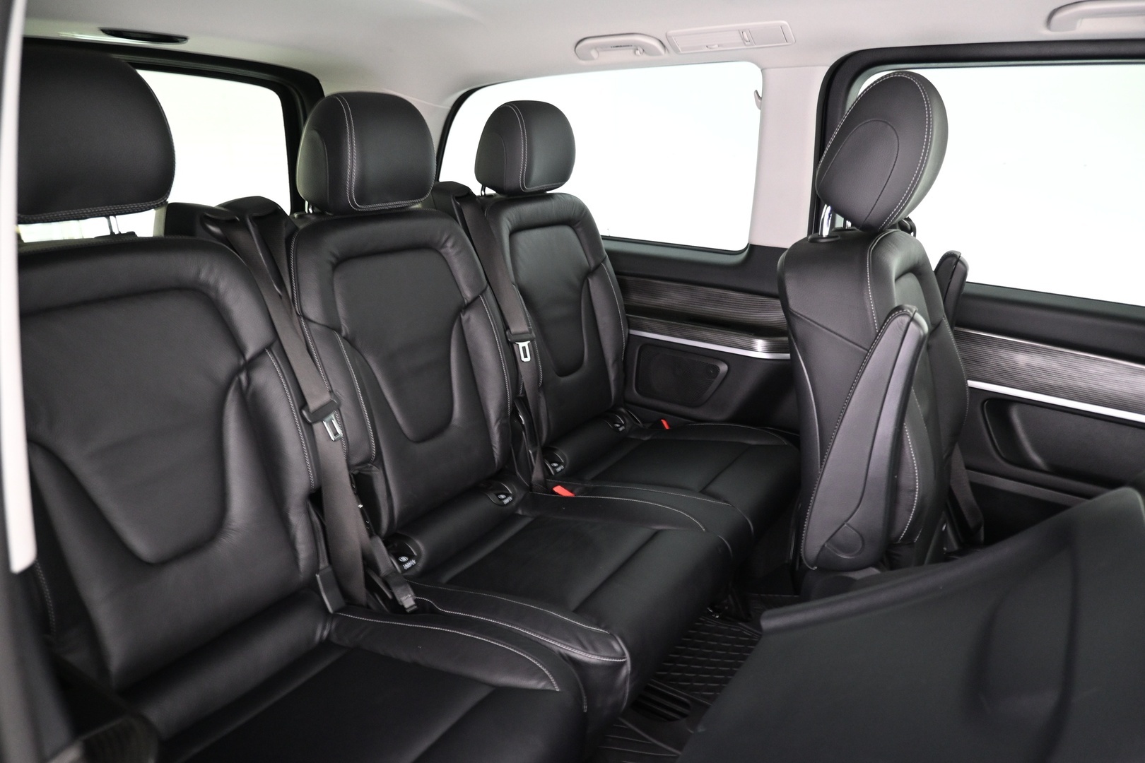 MERCEDES-BENZ V 2019