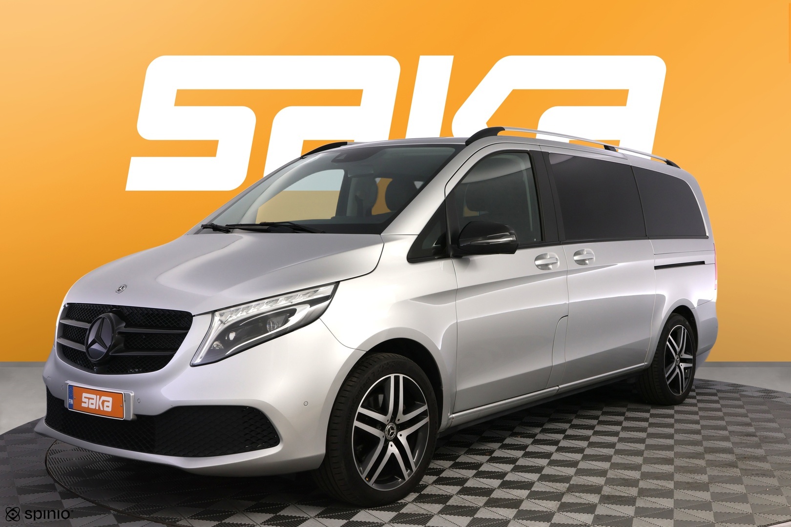 MERCEDES-BENZ V 2019