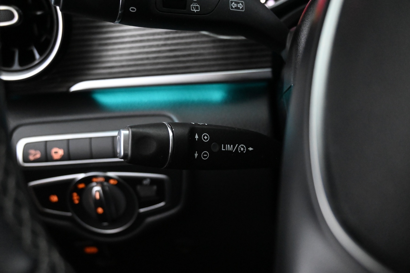 MERCEDES-BENZ V 2019