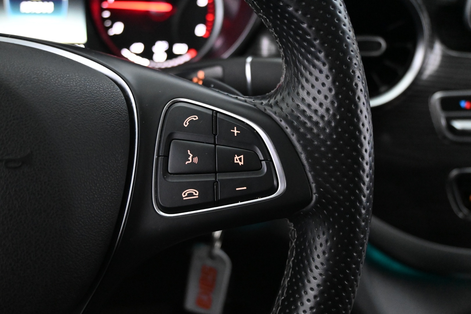 MERCEDES-BENZ V 2019