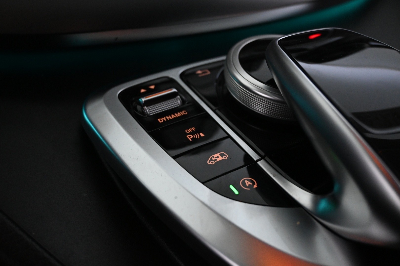 MERCEDES-BENZ V 2019