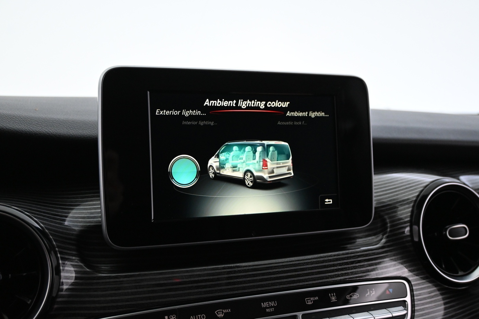 MERCEDES-BENZ V 2019