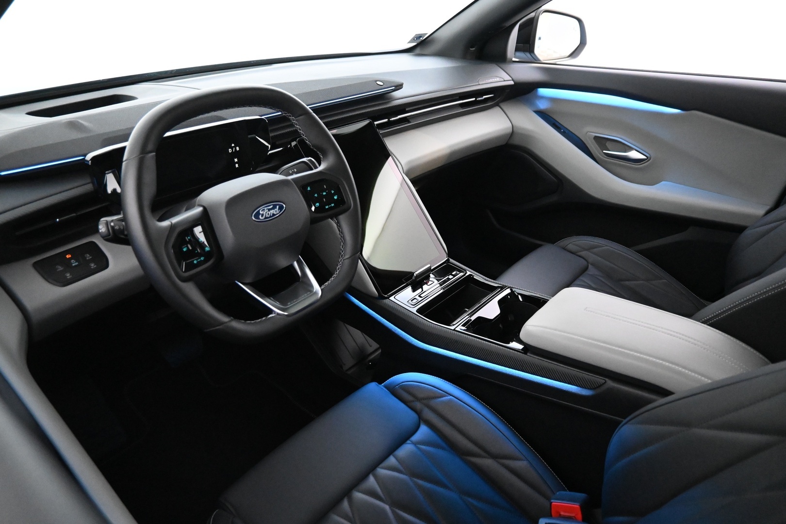 FORD Explorer 2024