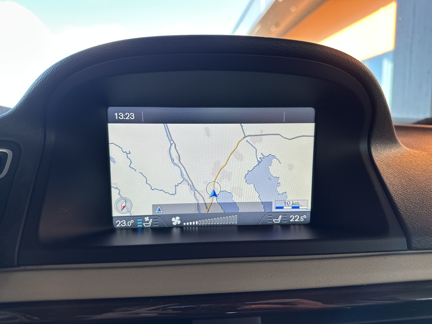 VOLVO XC70 2013