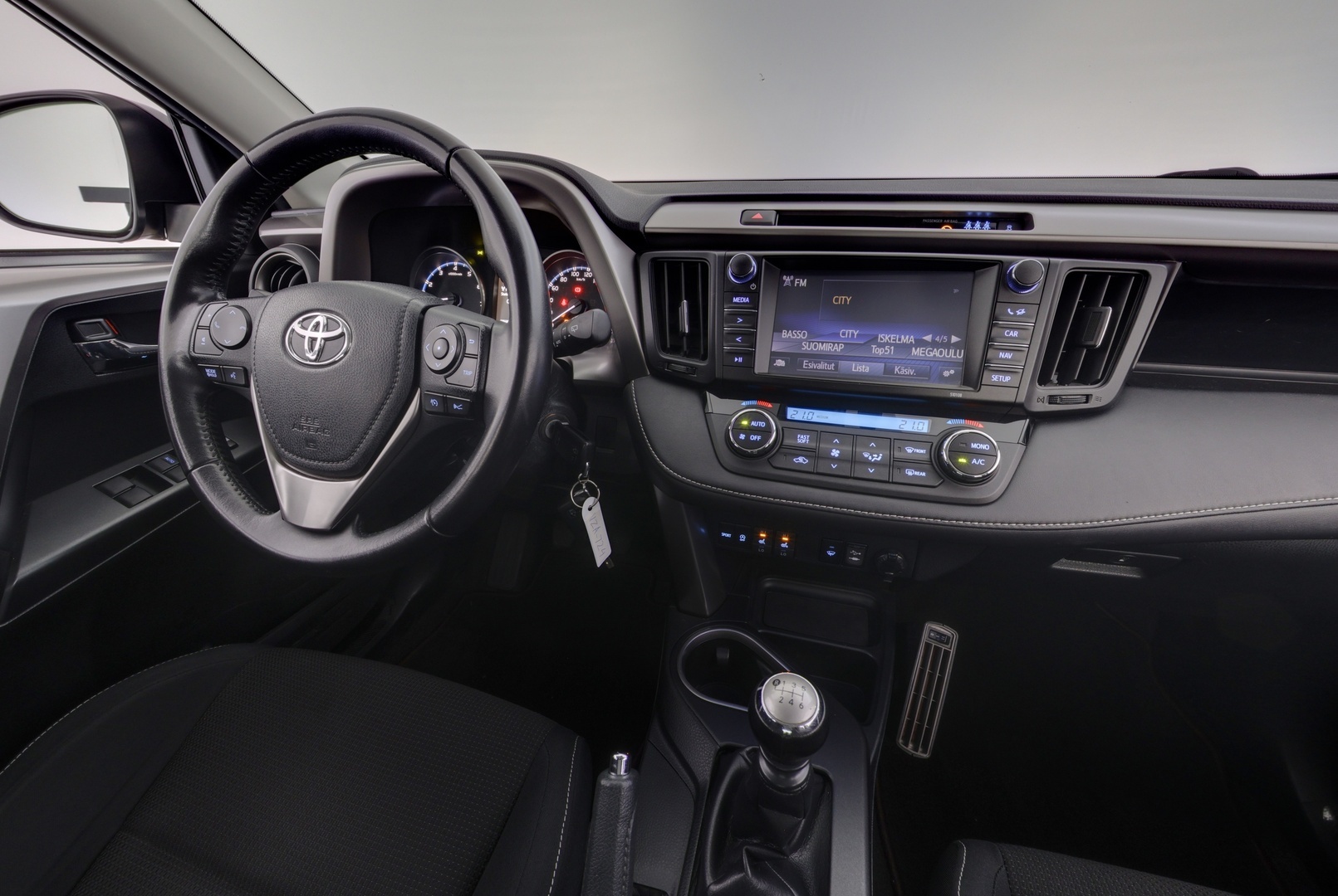 TOYOTA RAV4 2016