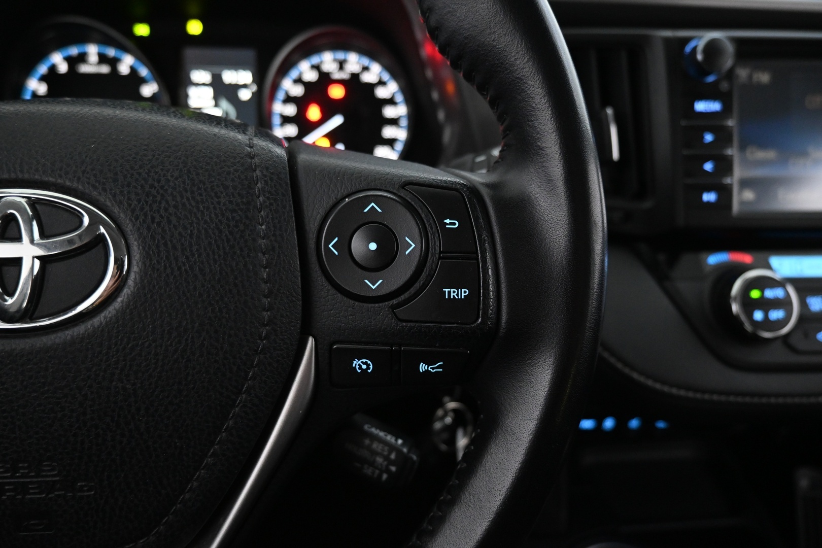 TOYOTA RAV4 2016