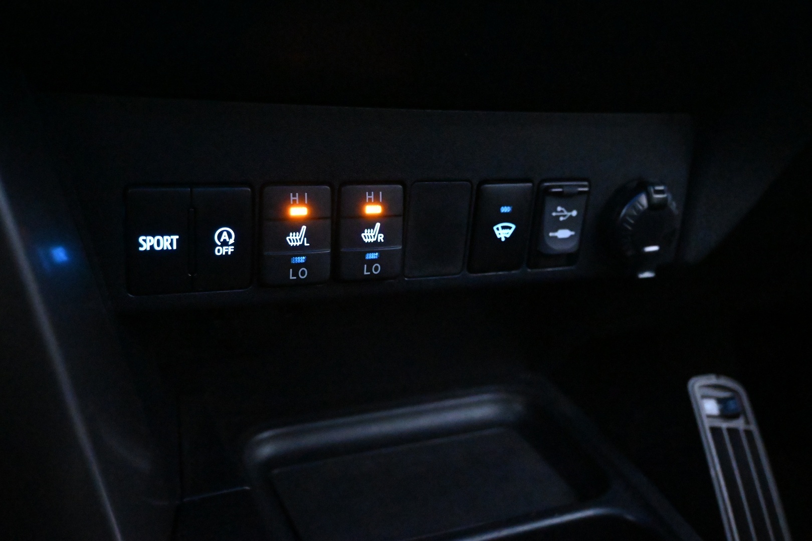 TOYOTA RAV4 2016