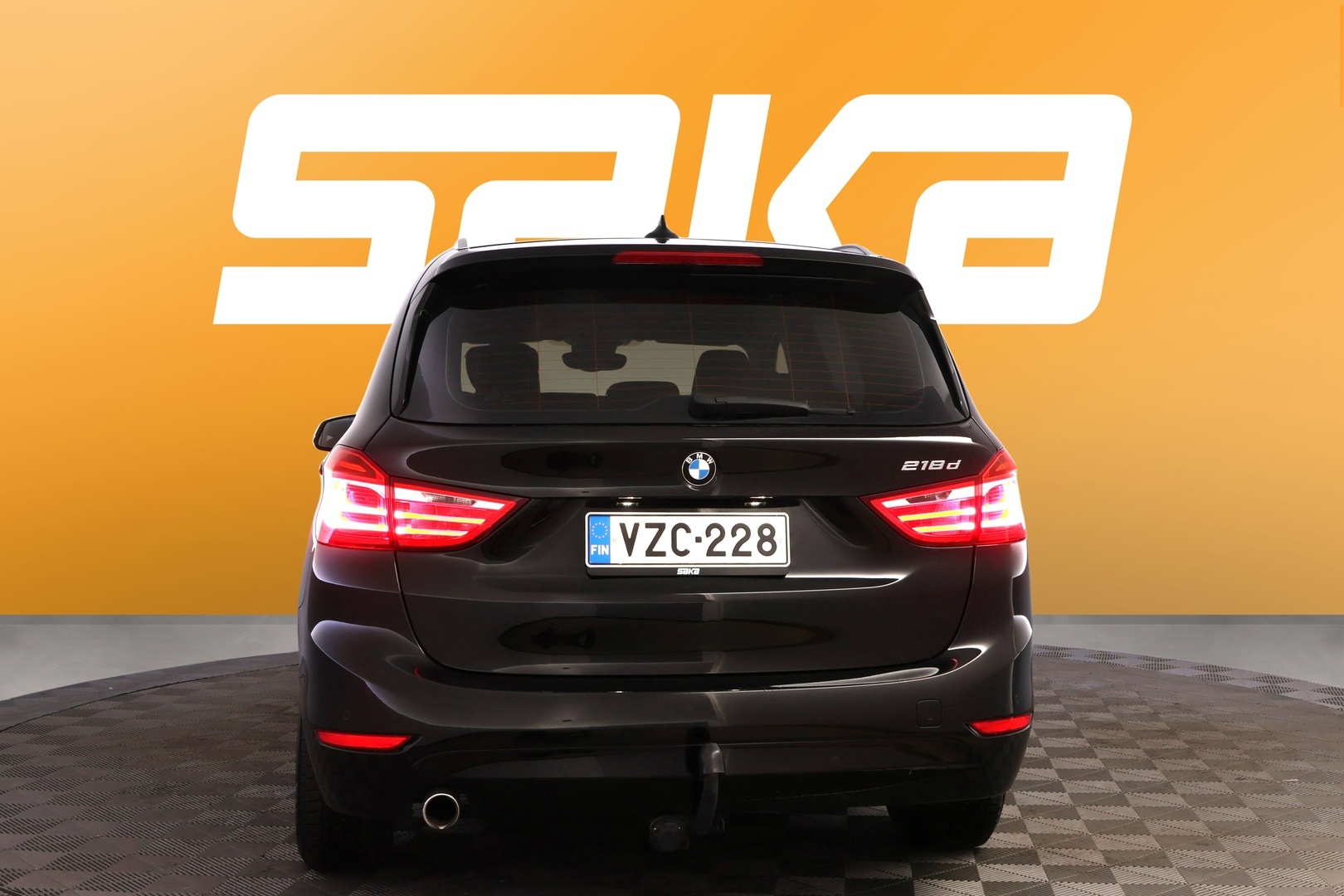 BMW 218 2016