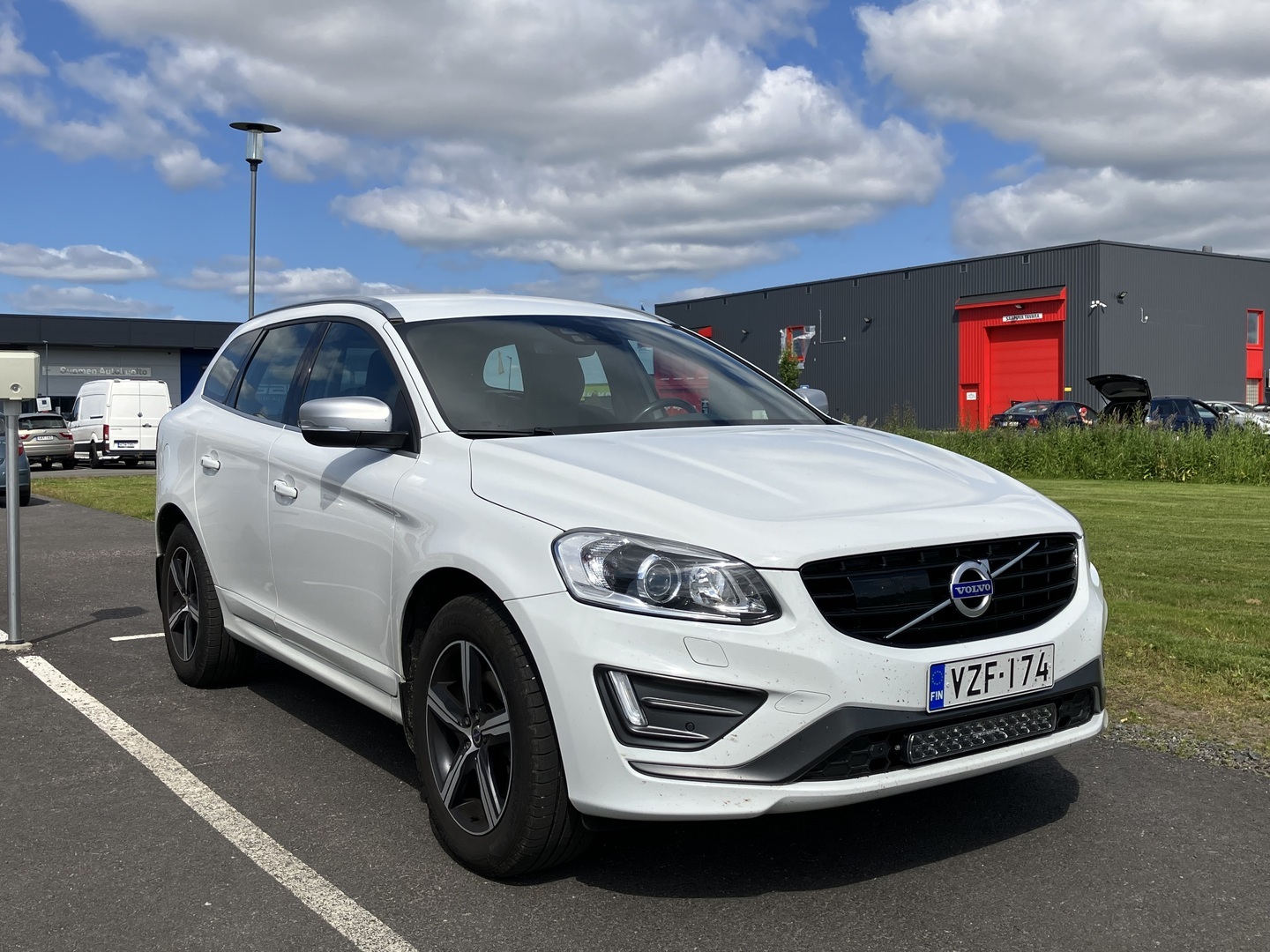 VOLVO XC60 2017