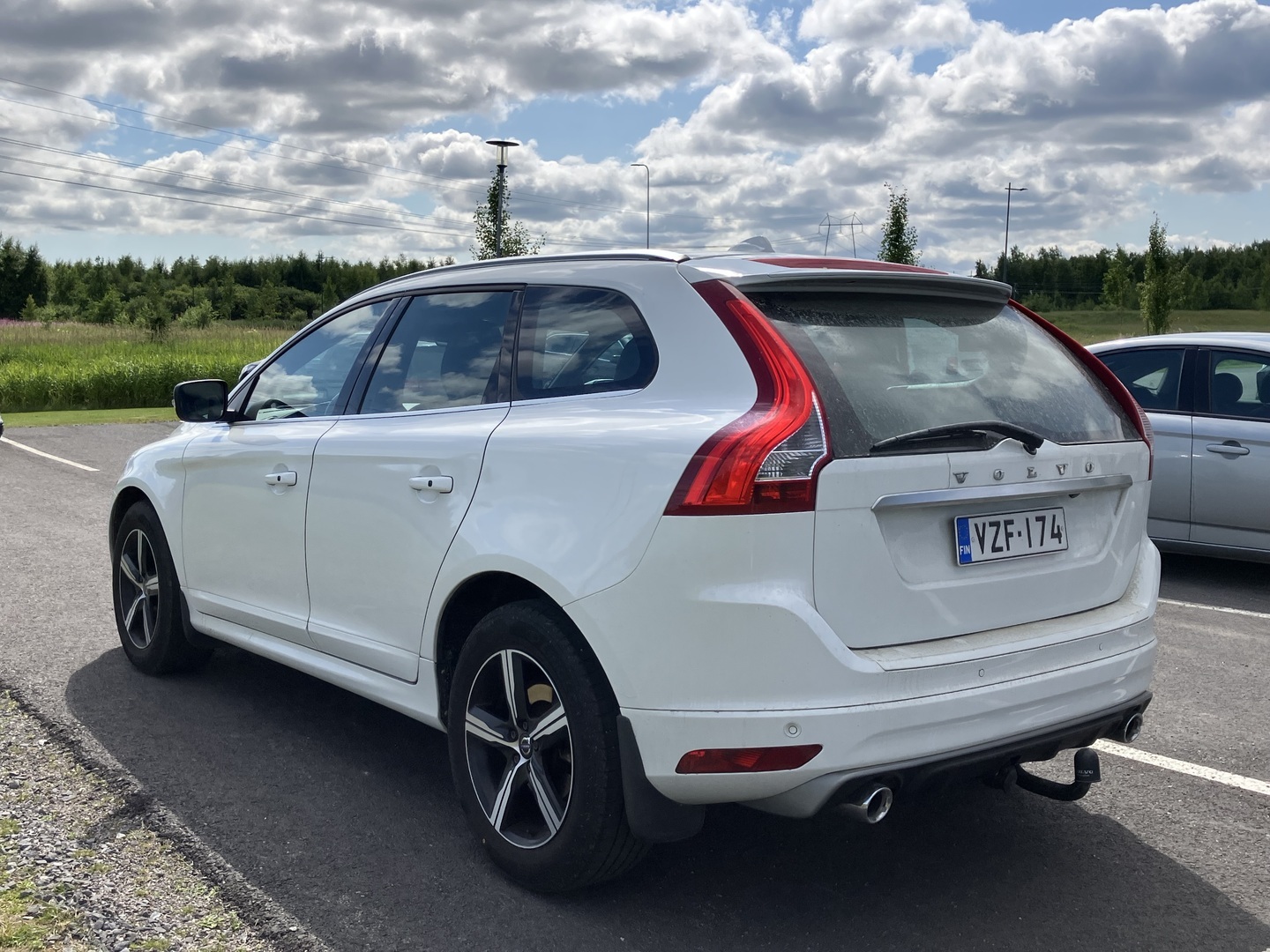VOLVO XC60 2017
