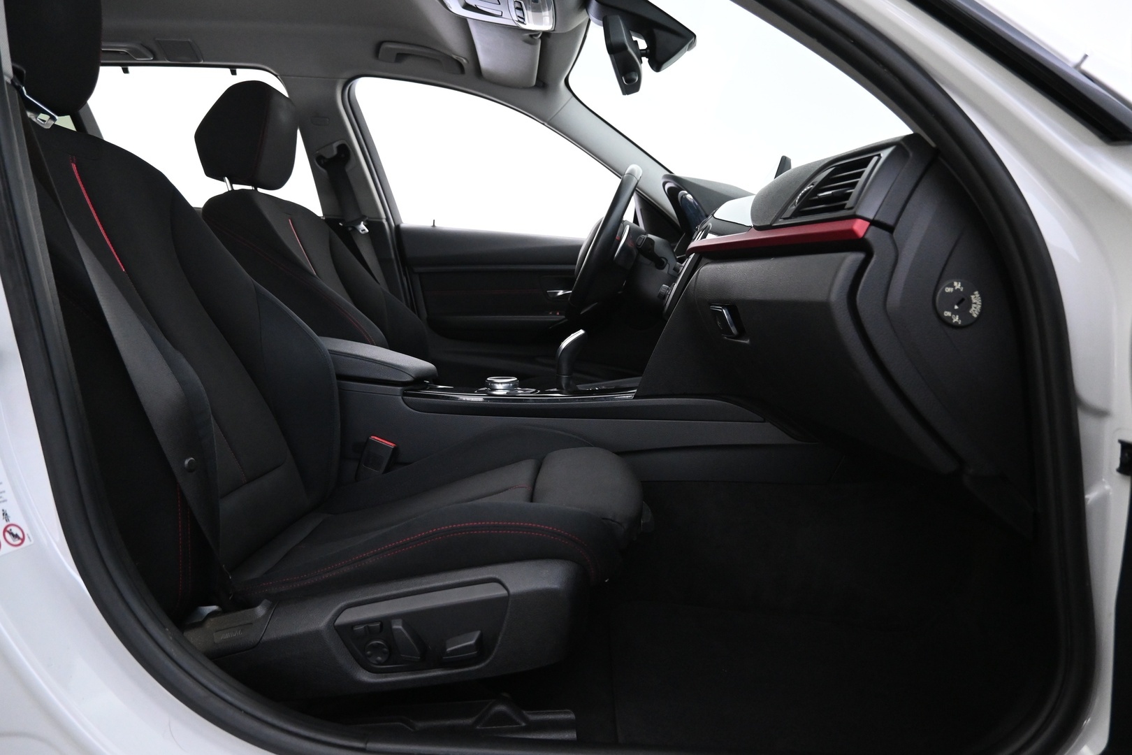 BMW 330 2014