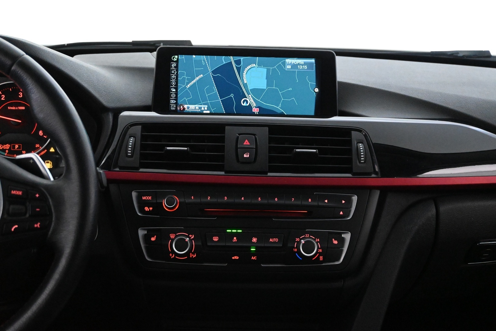 BMW 330 2014