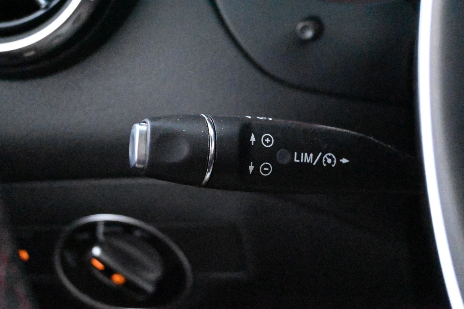 MERCEDES-BENZ GLA 2016