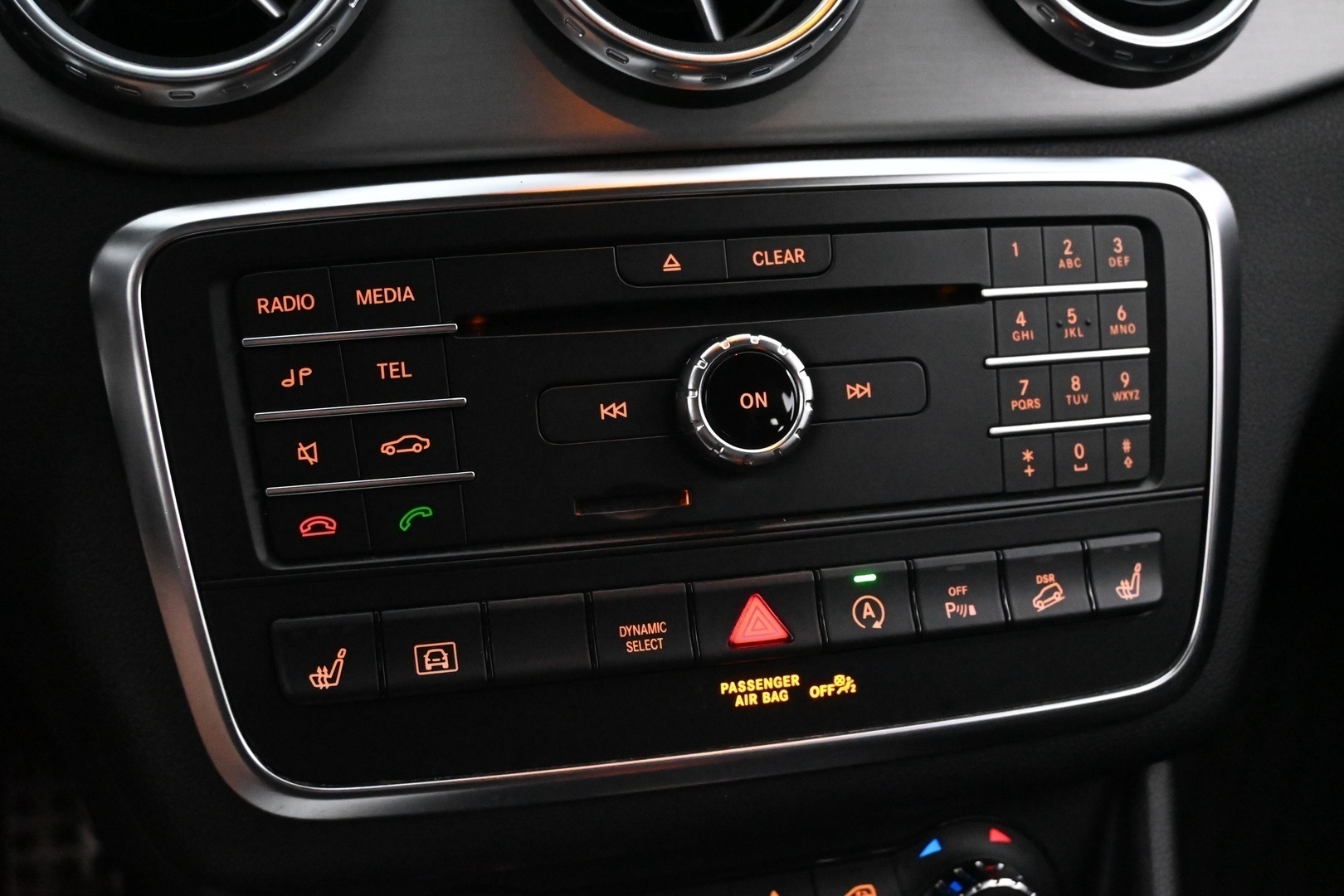 MERCEDES-BENZ GLA 2016