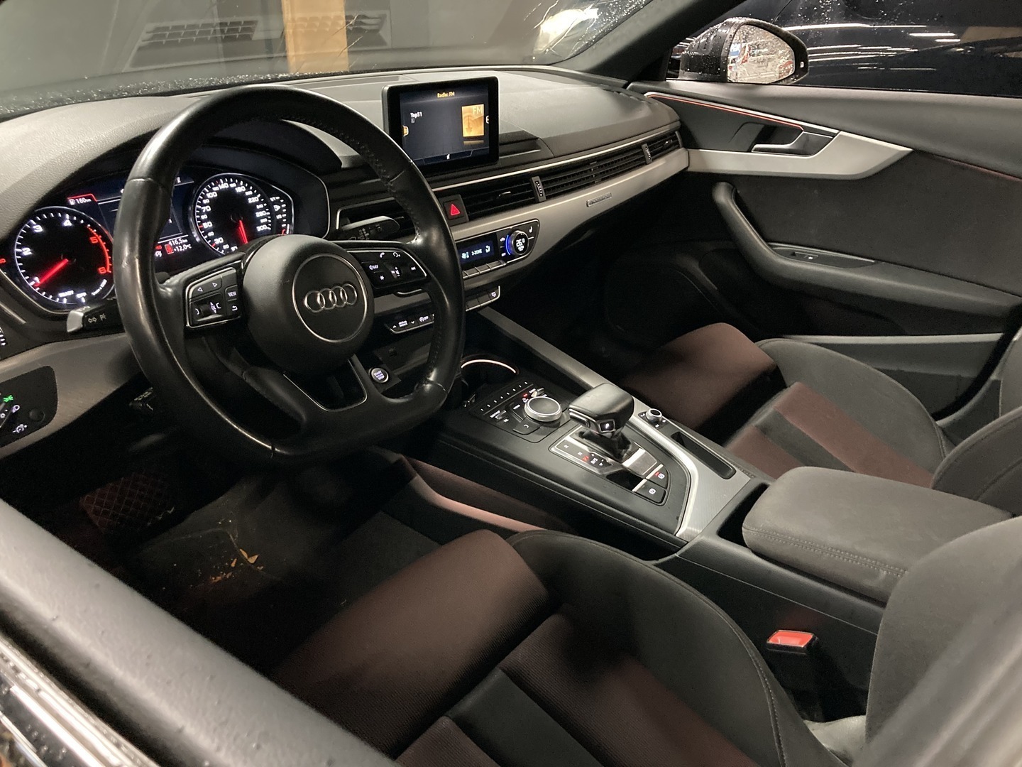 AUDI A4 2018