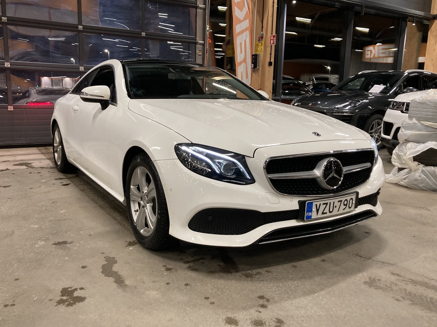 MERCEDES-BENZ E 2018