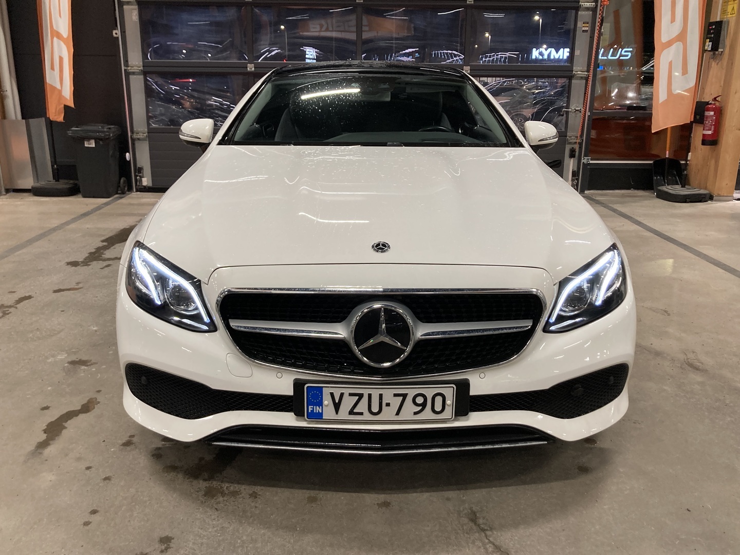 MERCEDES-BENZ E 2018