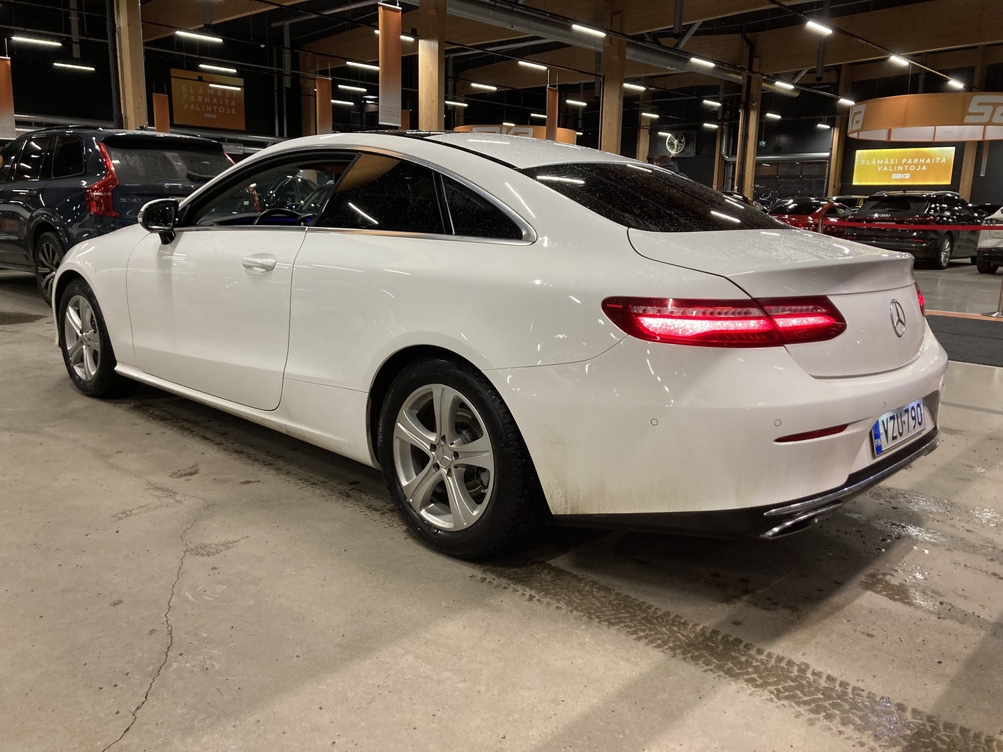 MERCEDES-BENZ E 2018