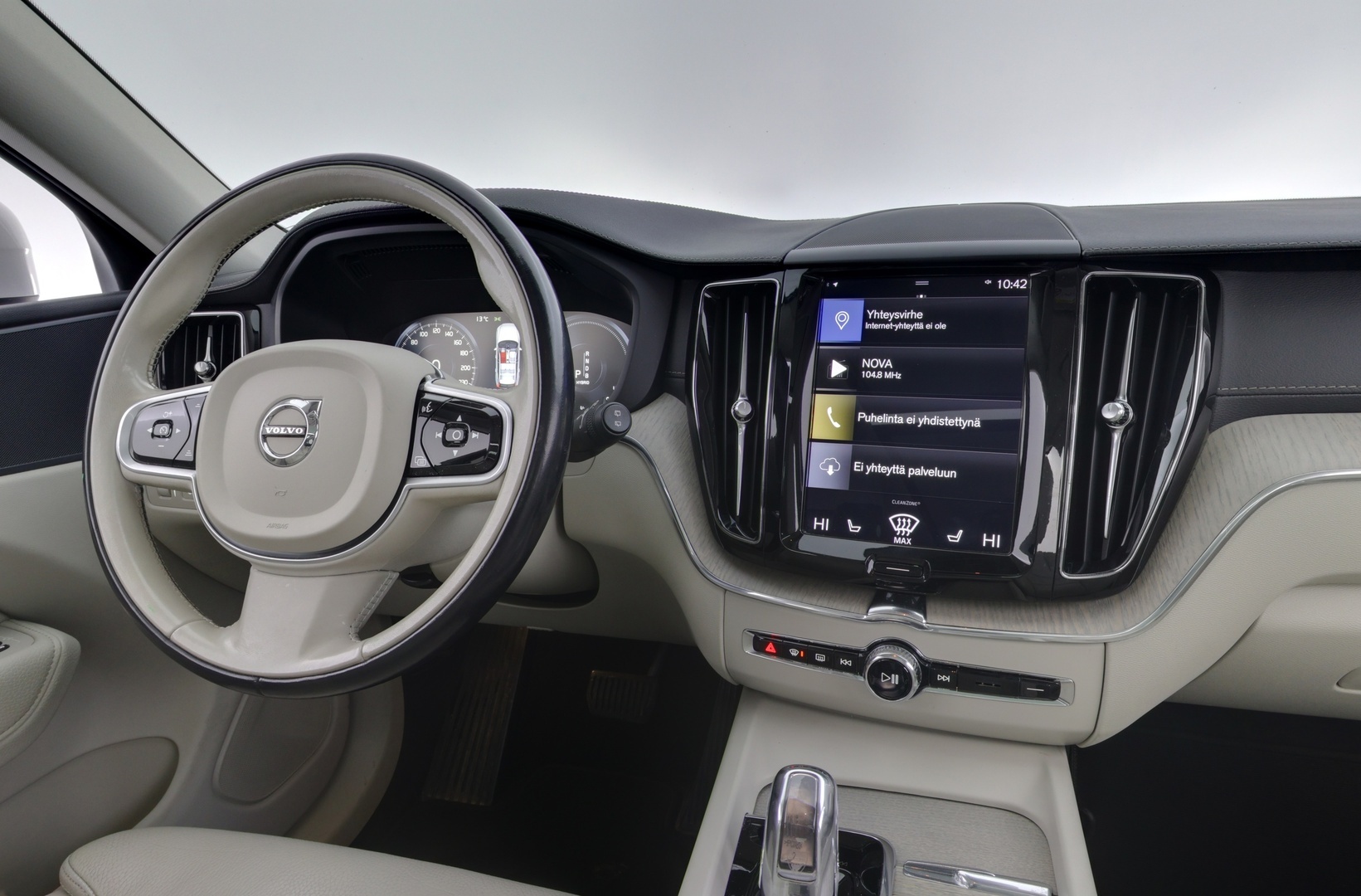 VOLVO XC60 2019