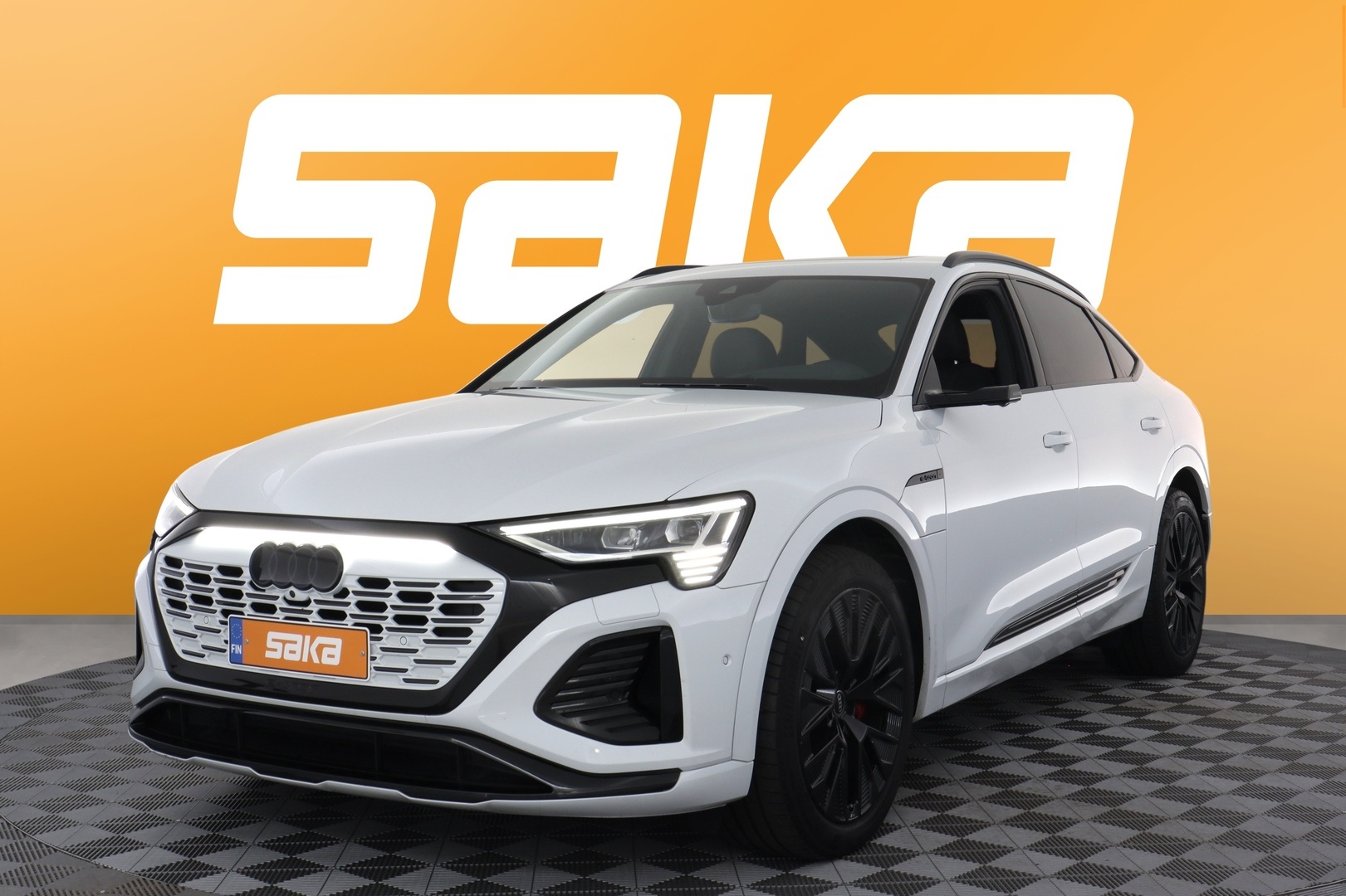 AUDI Q8 e-tron 2024