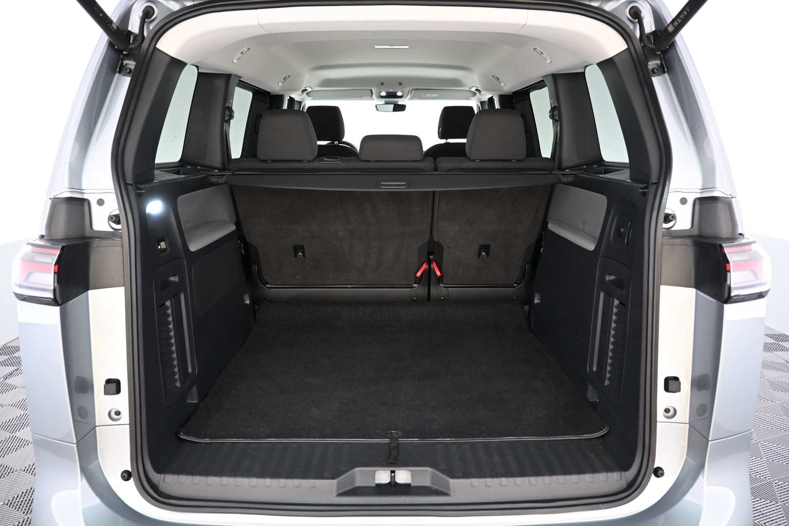 VOLKSWAGEN ID. Buzz 2023