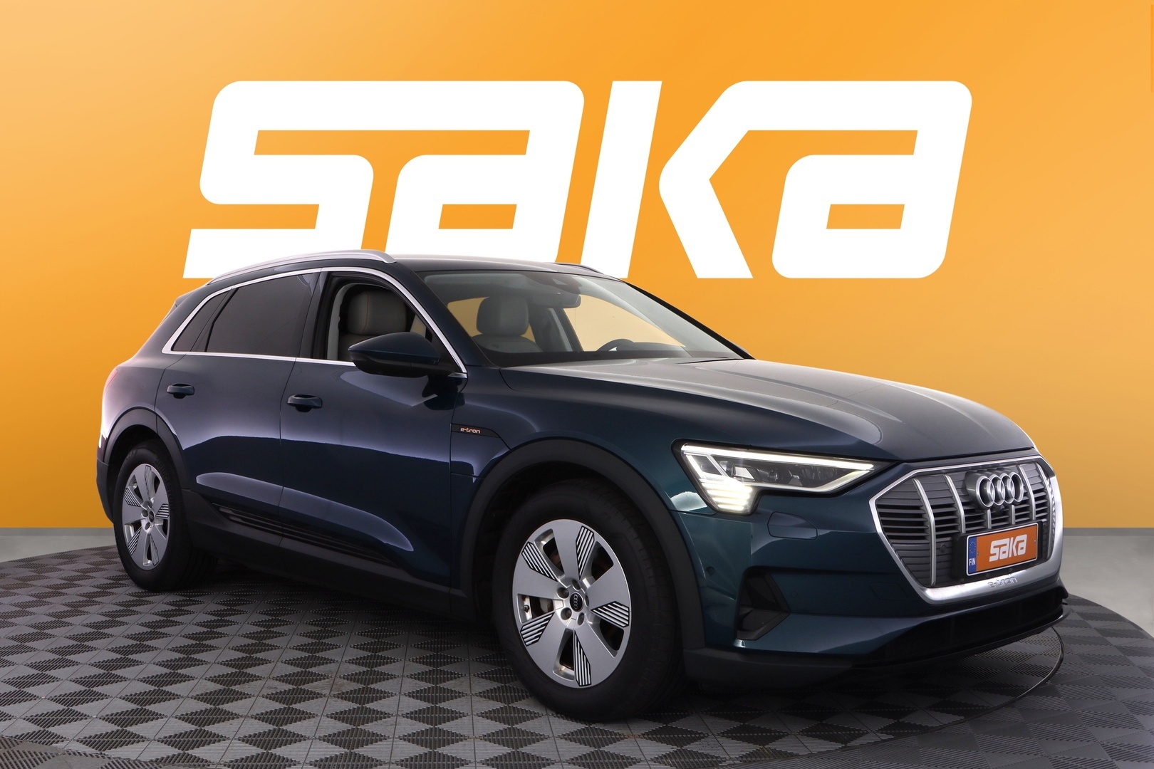 AUDI e-tron 2023