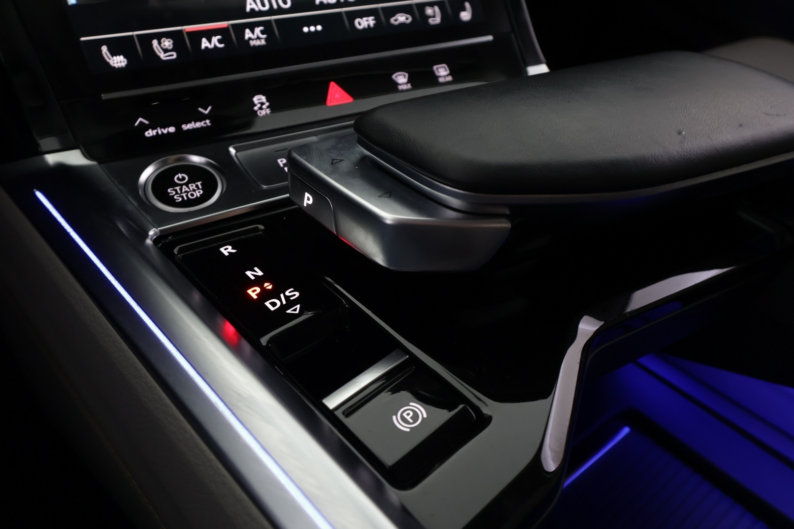 AUDI e-tron 2023