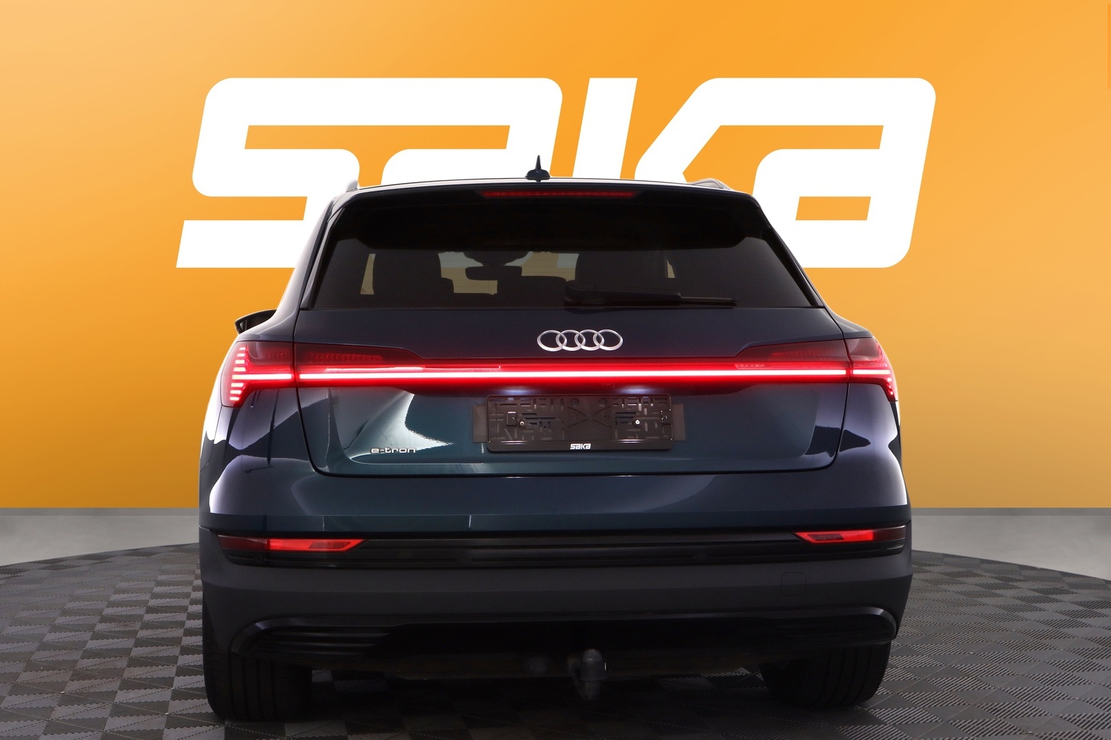 AUDI e-tron 2023