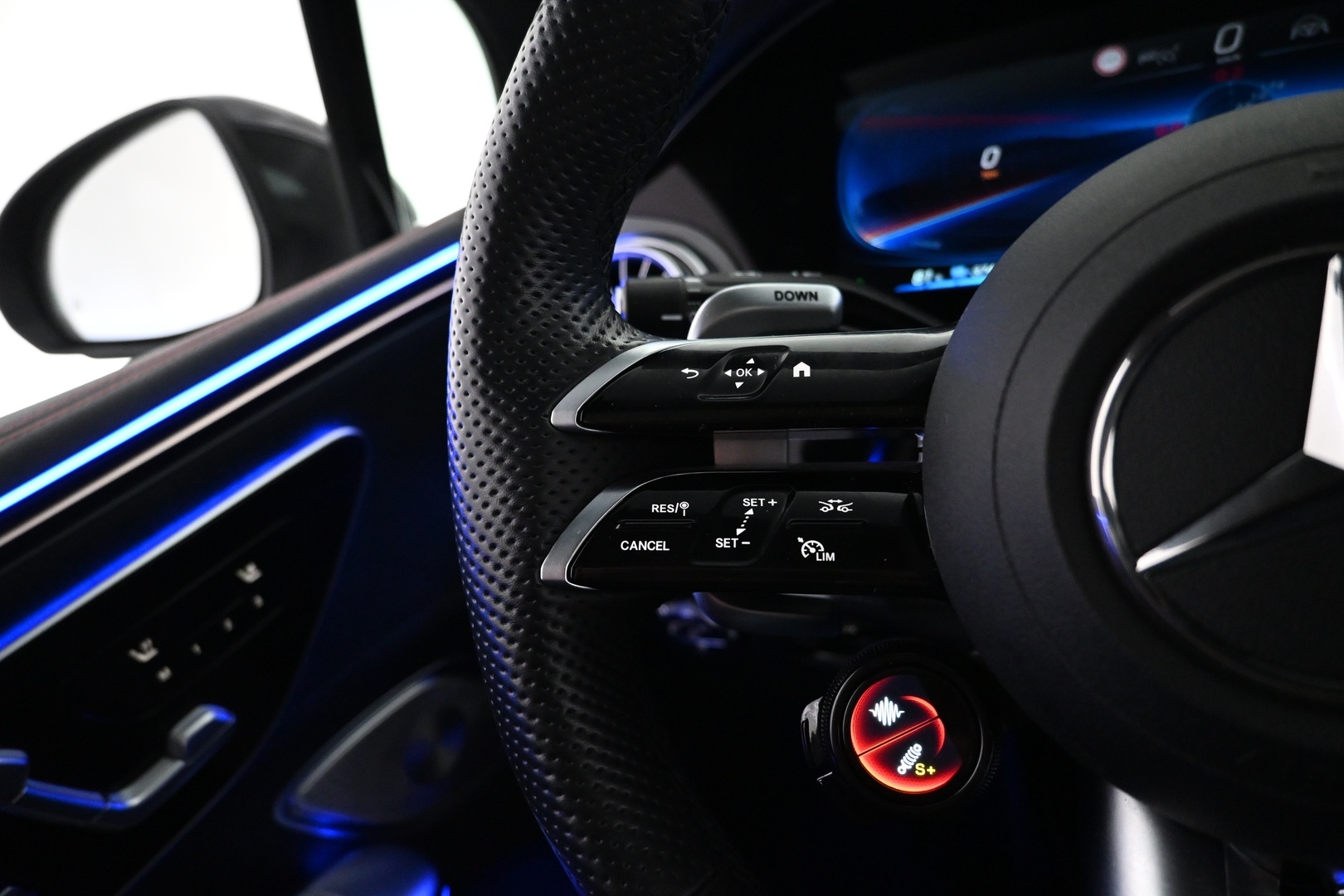 MERCEDES-BENZ EQE 2023