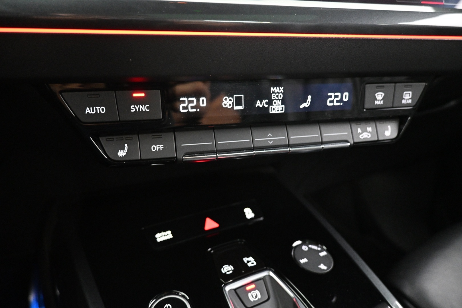 AUDI Q4 e-tron 2024