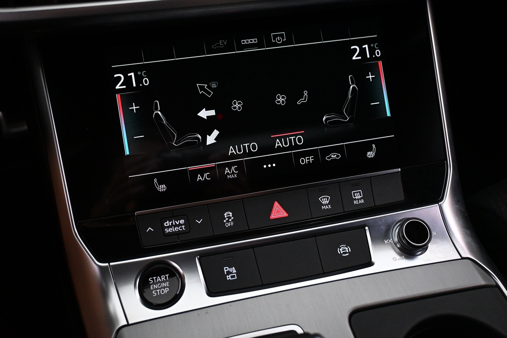 AUDI A6 2024