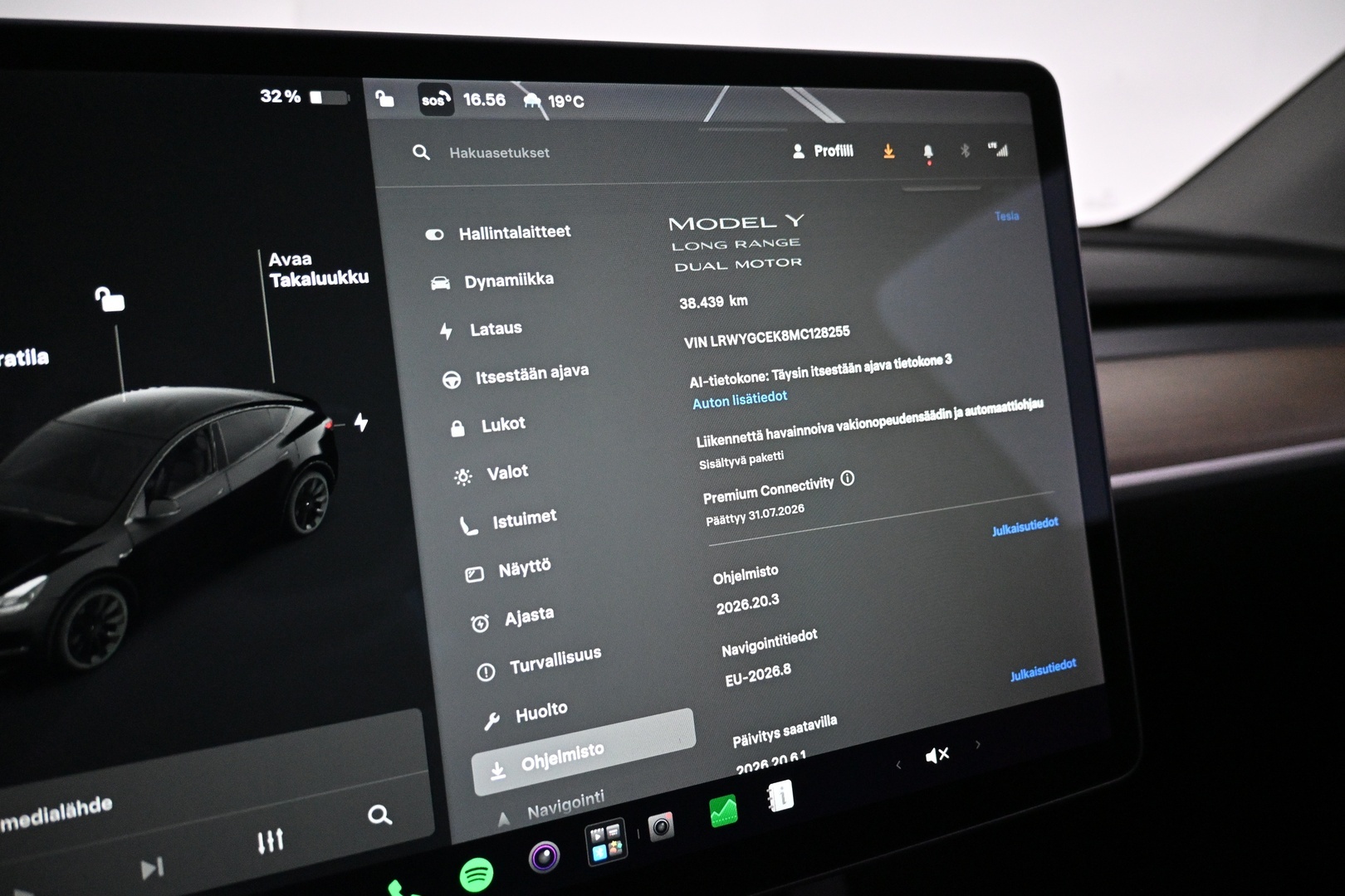 TESLA Model Y 2021