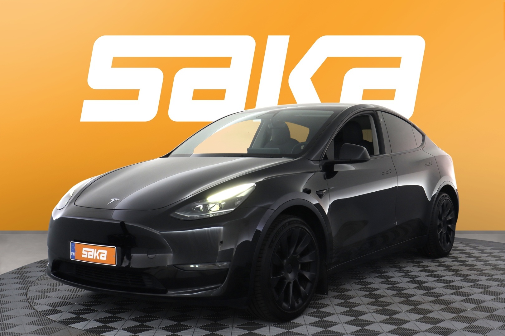 TESLA Model Y 2021