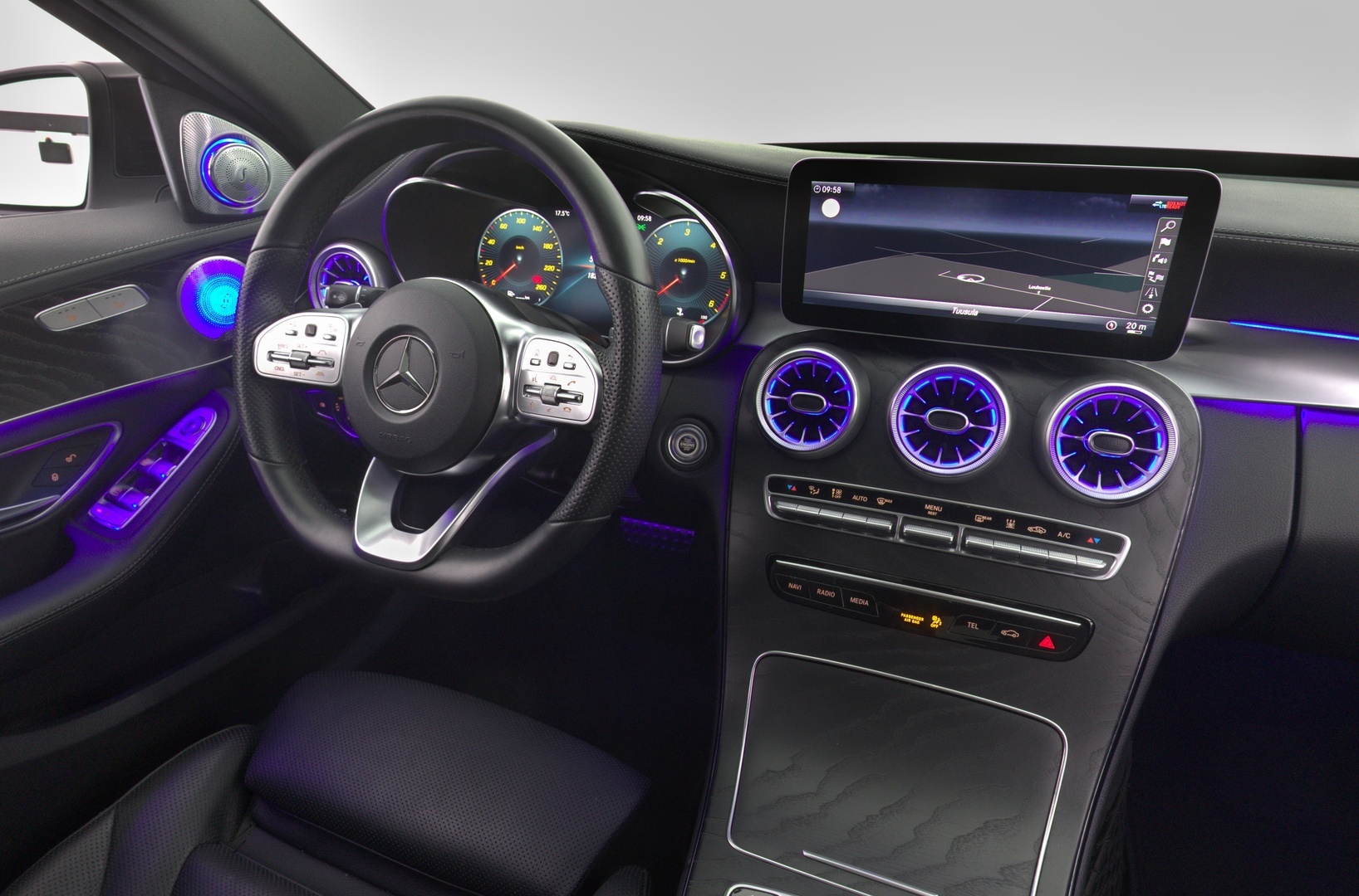 MERCEDES-BENZ C 2019