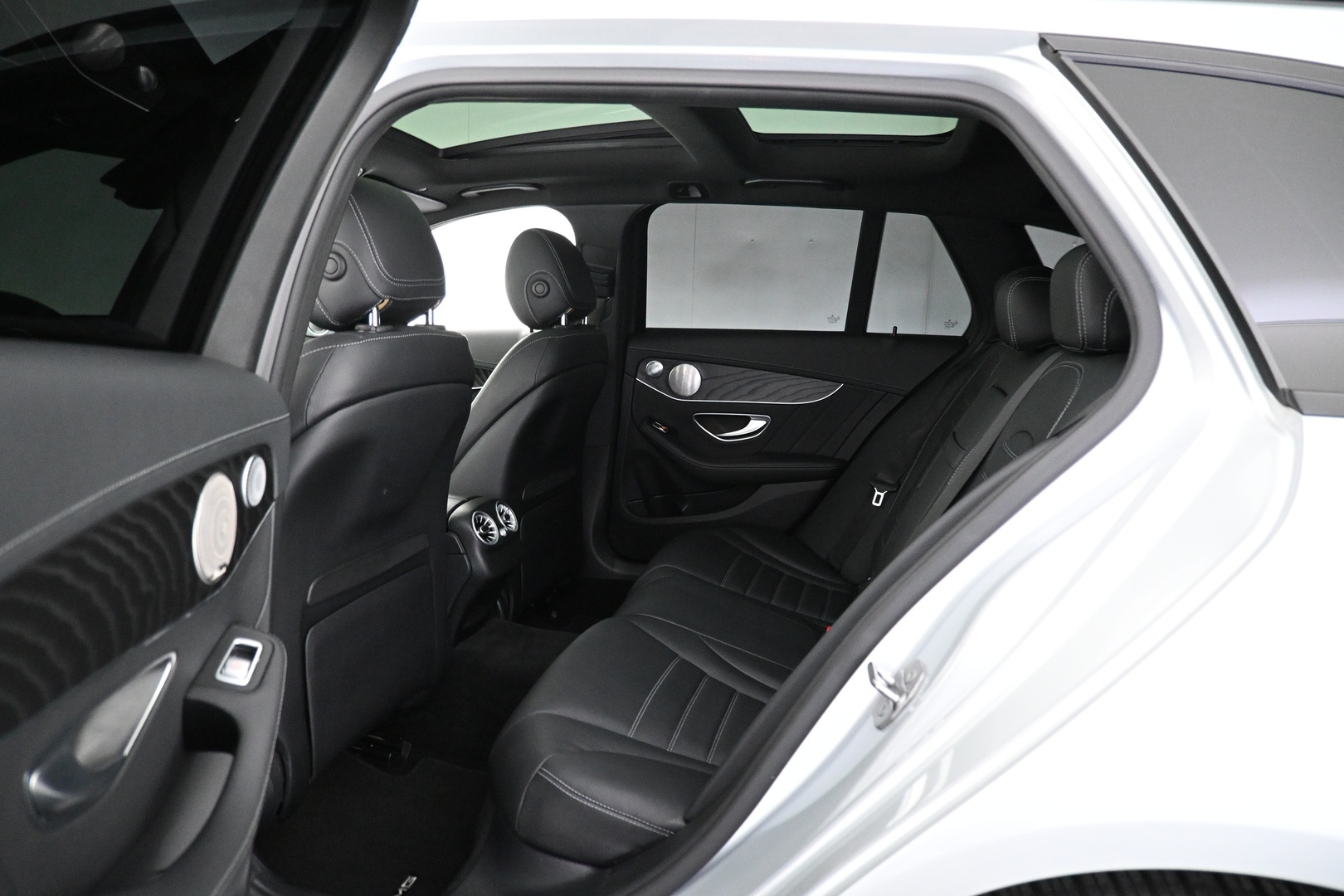 MERCEDES-BENZ C 2019